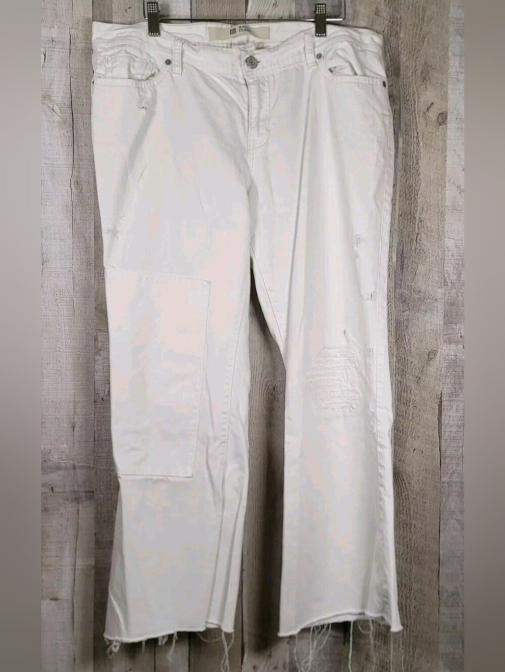 GAP Original Flare White Distressed Denim Jeans Women's Size 14